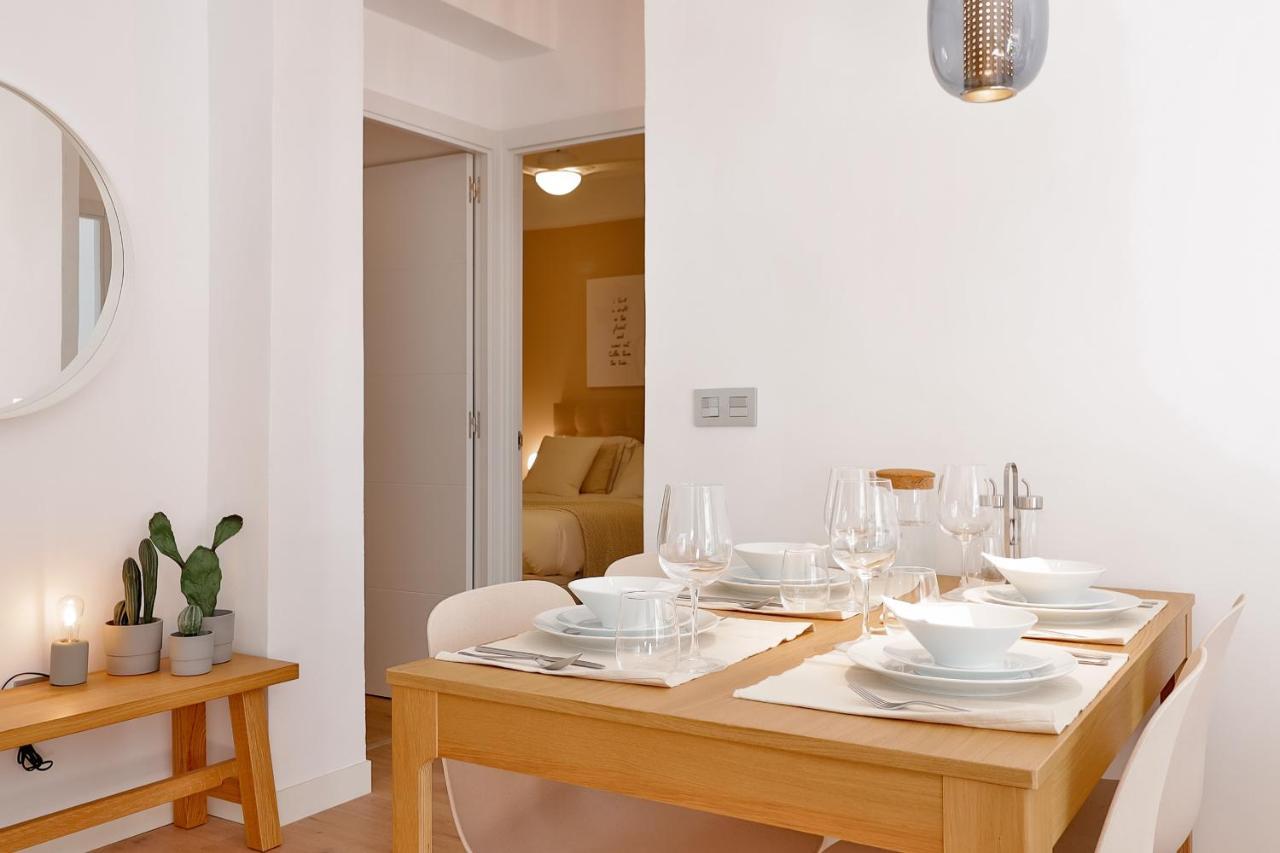 מאלגה C24 Fantastic 4 Bedroom With Terrace מראה חיצוני תמונה