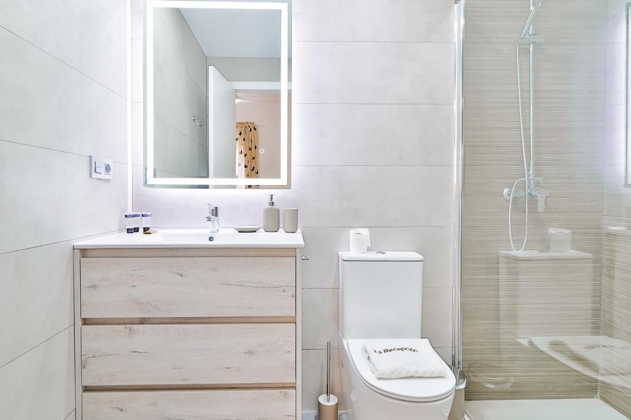 מאלגה C24 Fantastic 4 Bedroom With Terrace מראה חיצוני תמונה