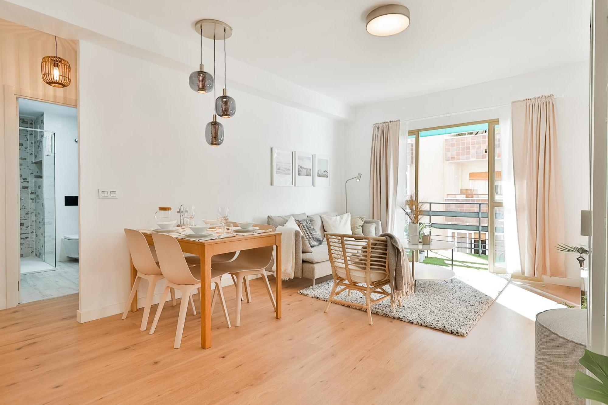 מאלגה C24 Fantastic 4 Bedroom With Terrace מראה חיצוני תמונה